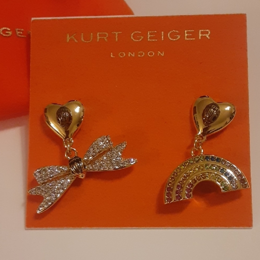 Kurt Geiger Bow and Rainbow Gold Accent Heart Earrings - Picture 6 of 17